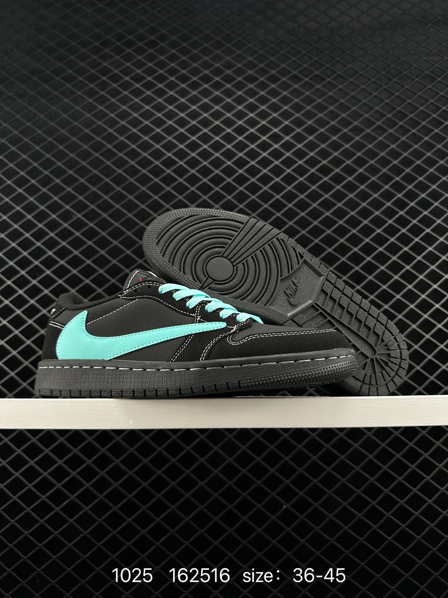 Travis Scott x Fragment x Air Jordan 1 Low 